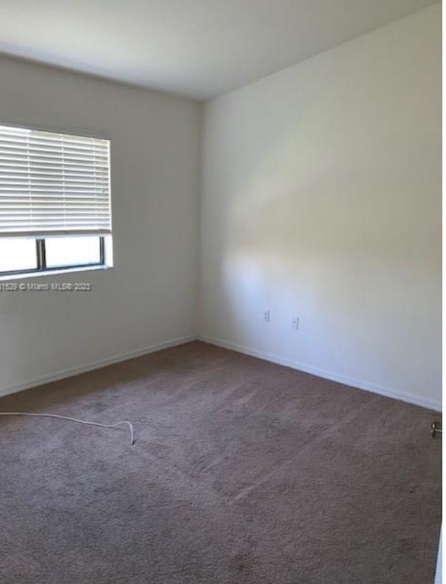 Building Photo - Beautiful 2/2 apartment