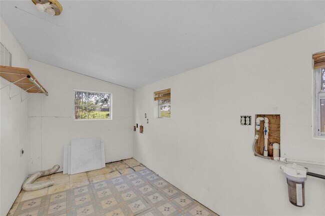 Building Photo - 20235 Engelmann Ln