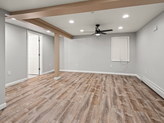 Building Photo - 281 Brooks Station Rd