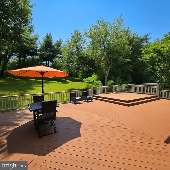 Building Photo - 5503 Chestermill Ct