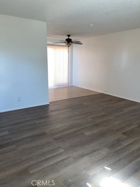 Building Photo - 16088 Chestnut St