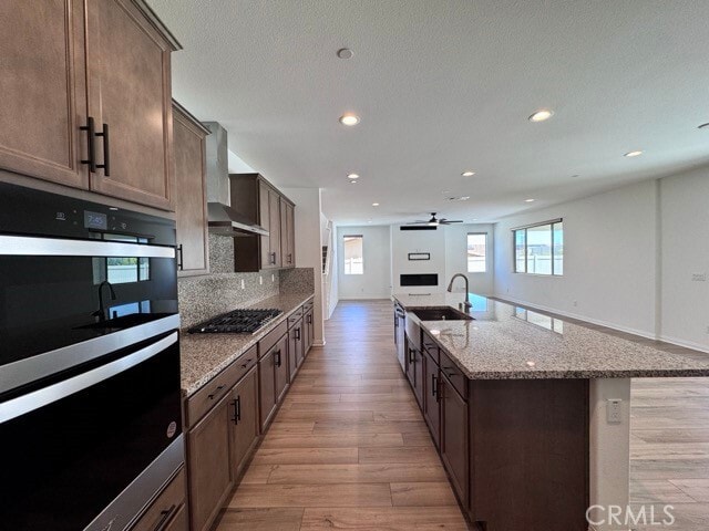 Building Photo - 25181 Desert Sage Dr