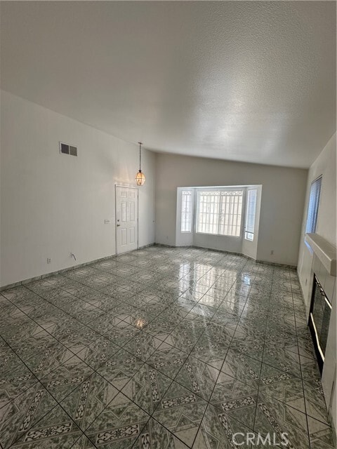 Building Photo - 8505 Robinia St