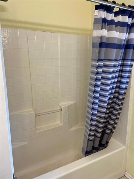 Building Photo - 613 Night Hawk Dr