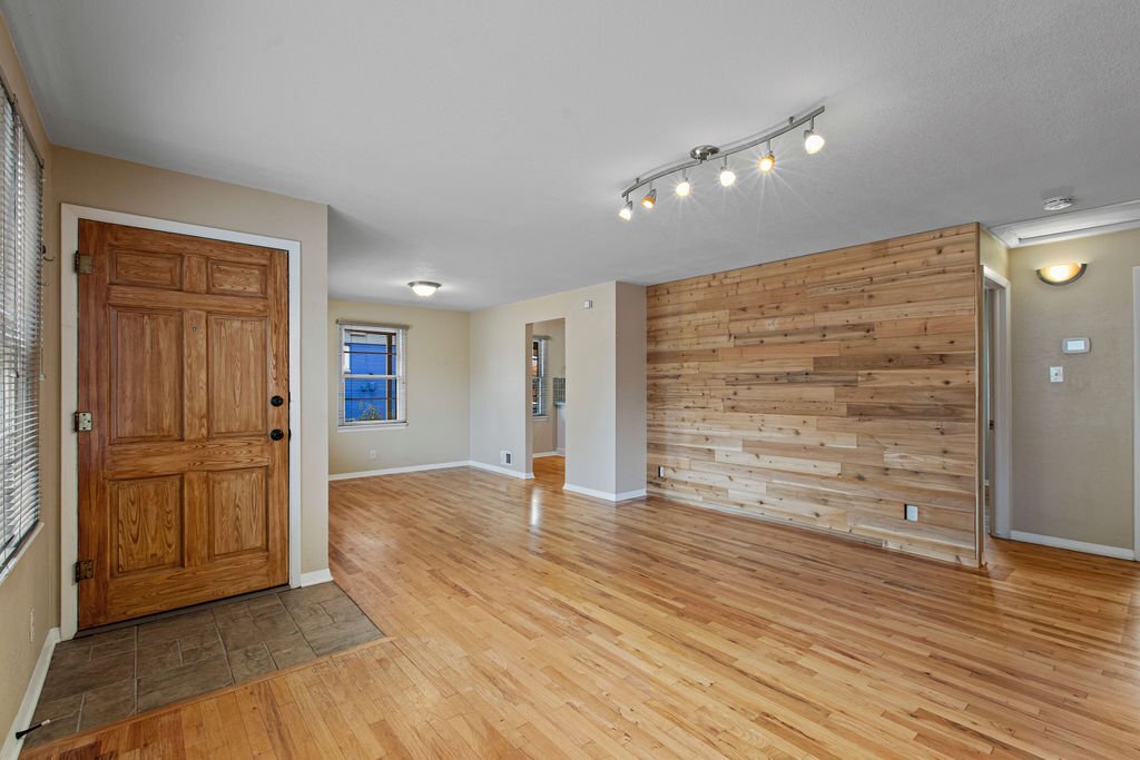 Building Photo - 1504 Westview Ave