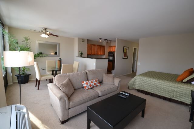 Building Photo - 4334 N Hazel St