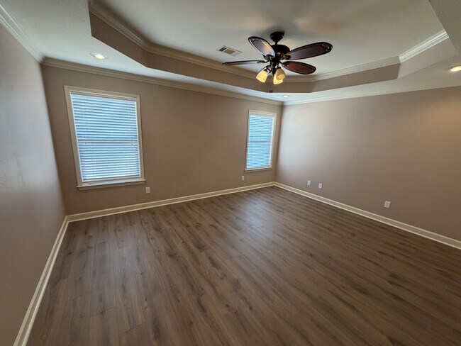Building Photo - 1417 Puritan Dr