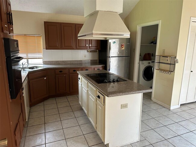 Building Photo - 3210 Settlers Way Blvd