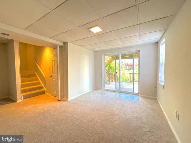 Building Photo - 12214 Dapple Gray Ct