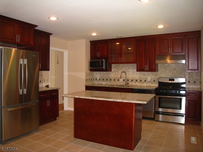 Building Photo - 36 Cortright Rd