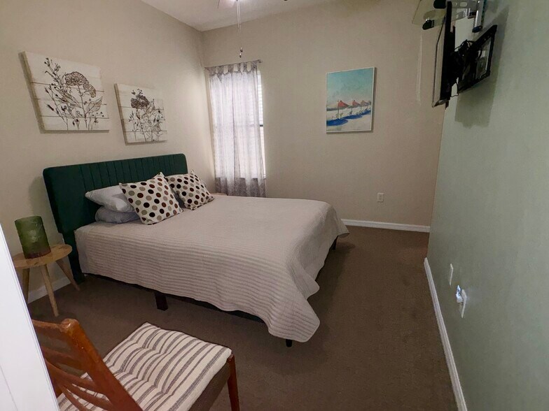 Secondary - 4067 Overture Cir