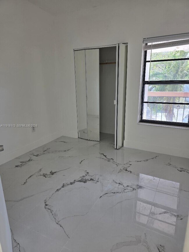 Building Photo - 7510 SW 153rd Pl