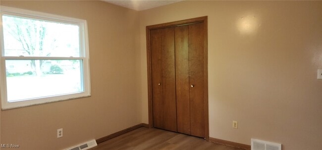 Building Photo - 6229 Kungle Rd