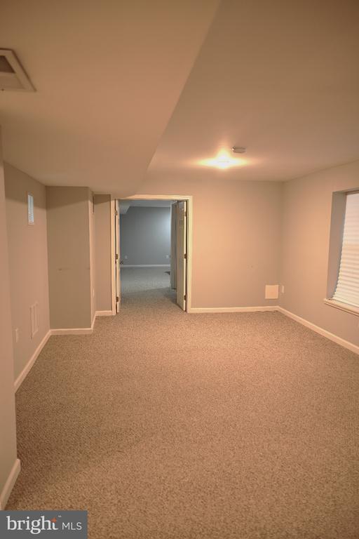 Building Photo - 20306 Baymeadow Ct