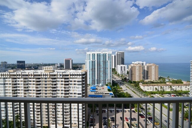Building Photo - 1985 S Ocean Dr