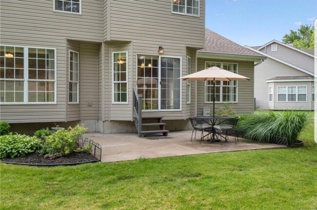 Building Photo - Spacious 4BR House in Bridgeton