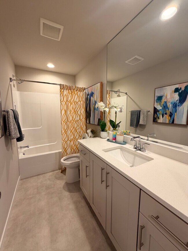 Building Photo - 4-bed 3-Bath Brand New Construction