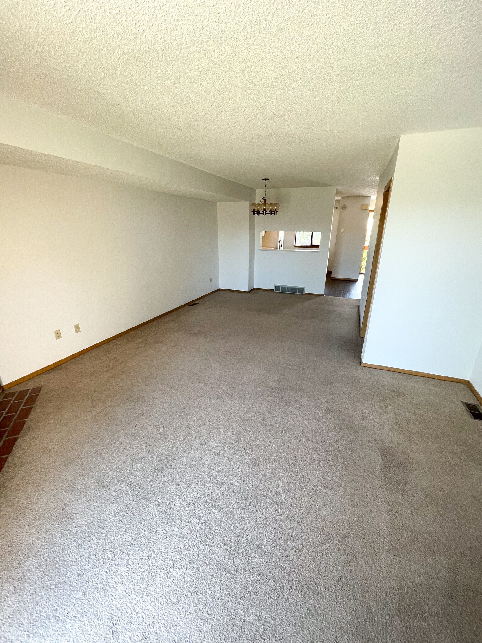 Building Photo - 5507 Fiesta Ln