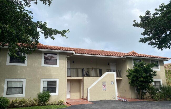 Building Photo - 11430 NW 43rd St