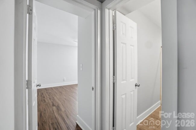 Building Photo - 7160 Winery Ln