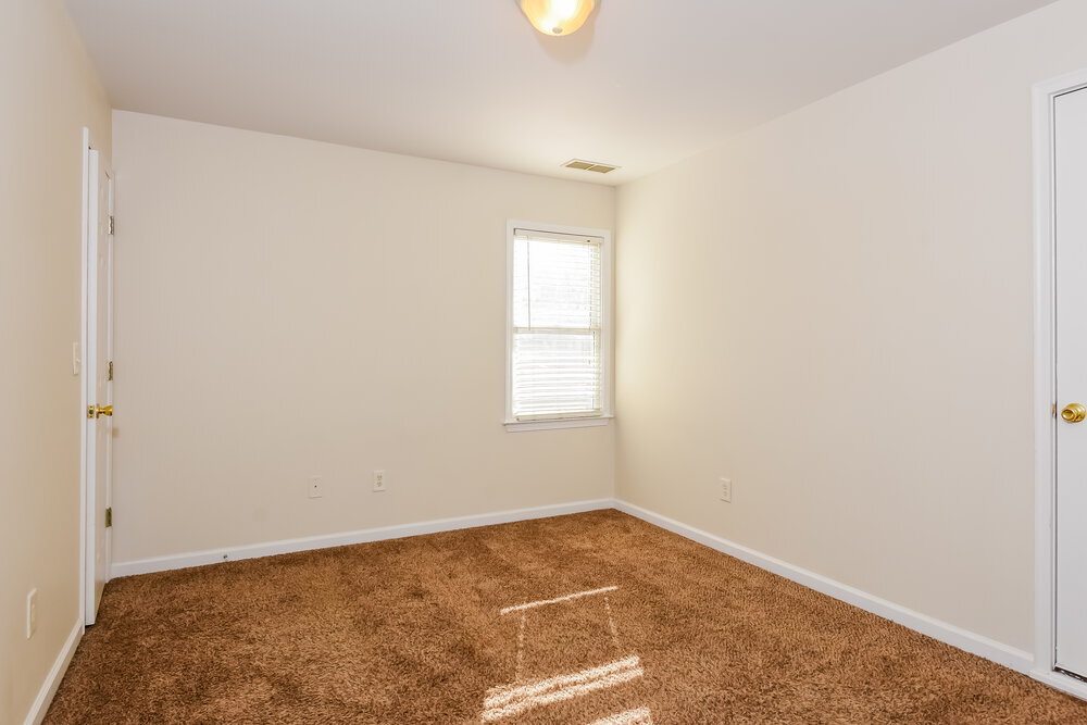 Building Photo - 5545 Wheatfield Ln