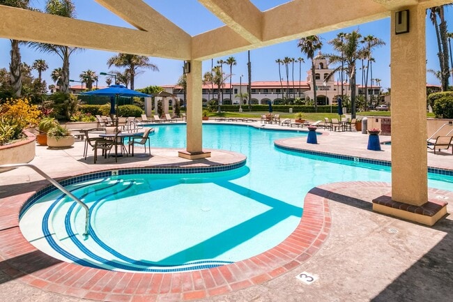 Building Photo - Oxnard | The Colony | 2 Bed + 2 Bath Condo...