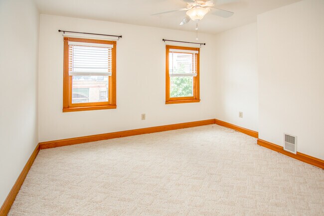 Primary Bedroom - 905 Fell St