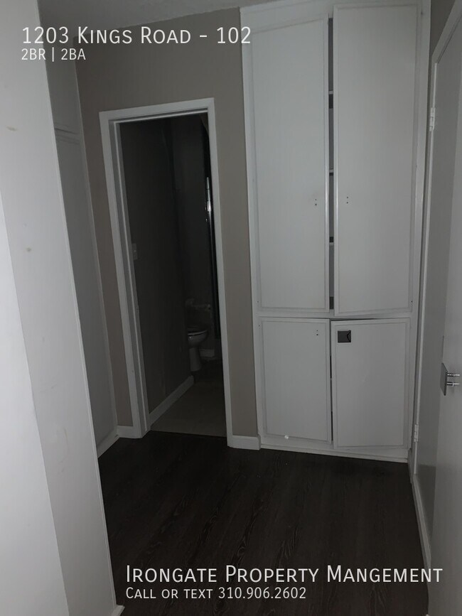 Building Photo - 1203 Kings Rd