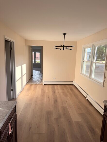 Building Photo - 6308 S Archer Ave