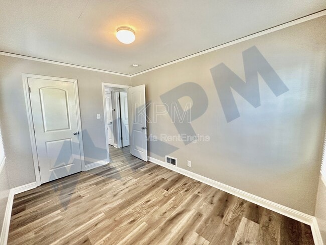 Building Photo - 3414 Pacific Ave