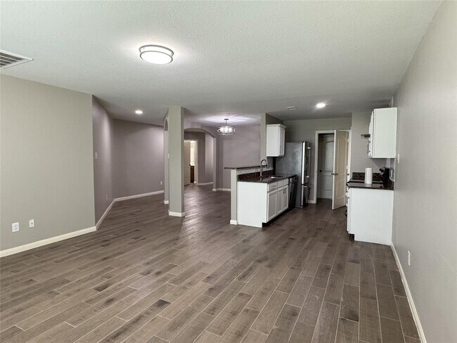 Building Photo - 22502 Guncotton Ave