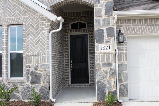 Building Photo - 1821 Briar Rose Dr