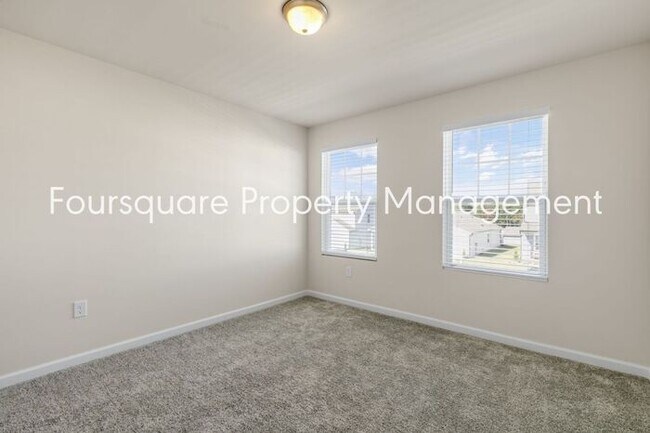 Building Photo - 4 Bedroom Home with 2nd Floor Loft- Kitchen Island & 2-Car Garage – Convenient Raleigh Location