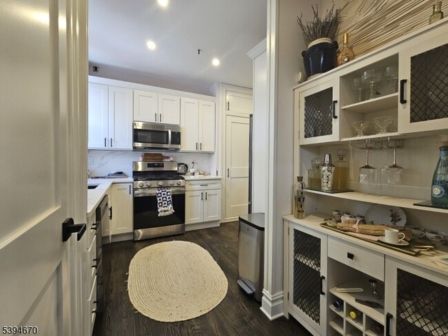 Building Photo - 30 The Crescent