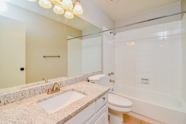 Building Photo - 8633 Bellcove Cir