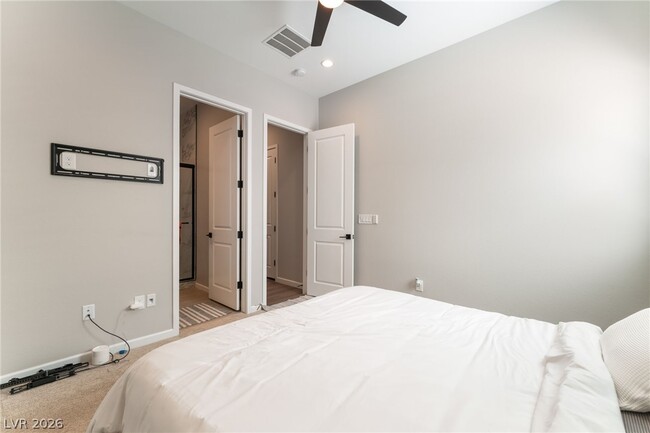 Building Photo - 9013 Pinyon Bluff St