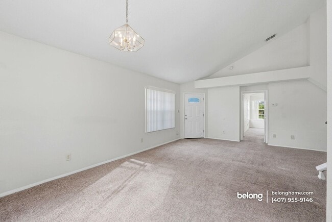 Building Photo - 2542 Davenport Cir