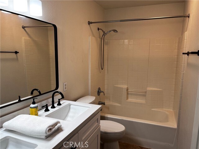 Building Photo - 26290 Parton Ct