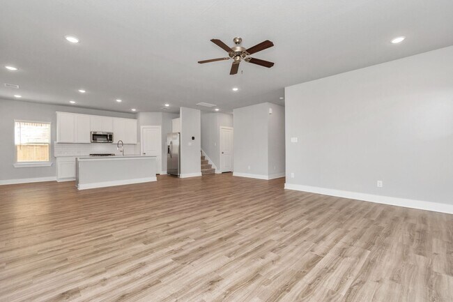 Building Photo - Welcome to the Holly — Spacious Comfort, Modern Style.