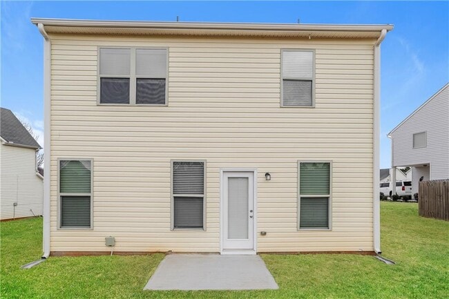 Building Photo - 7105 Creeksong Dr