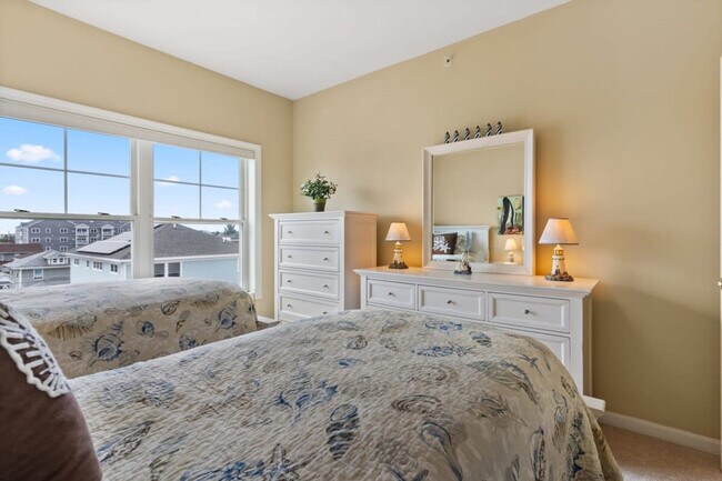 Building Photo - 15 K St