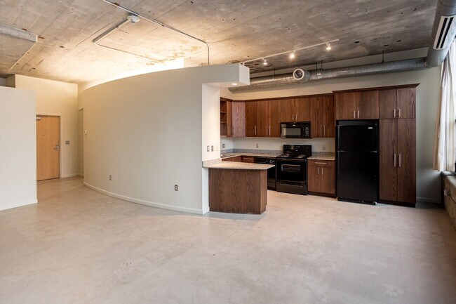 Interior Photo - Graphic Arts Lofts