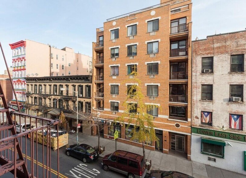 Building Photo - Avenue B