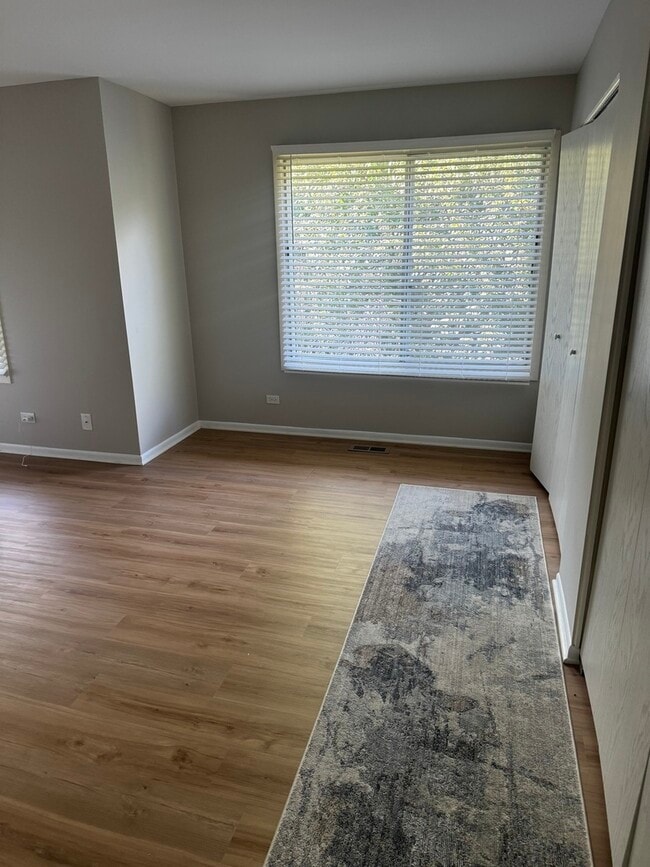 Building Photo - 1326 Barclay Ln