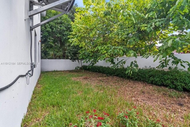 Building Photo - 1544 NW 59th St