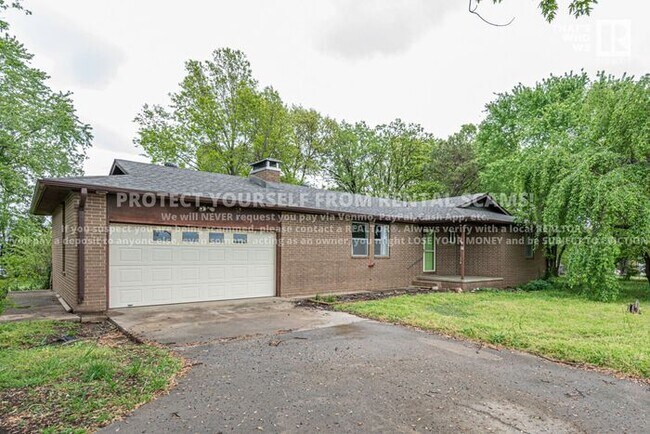 Primary Photo - 1265 State Hwy 45