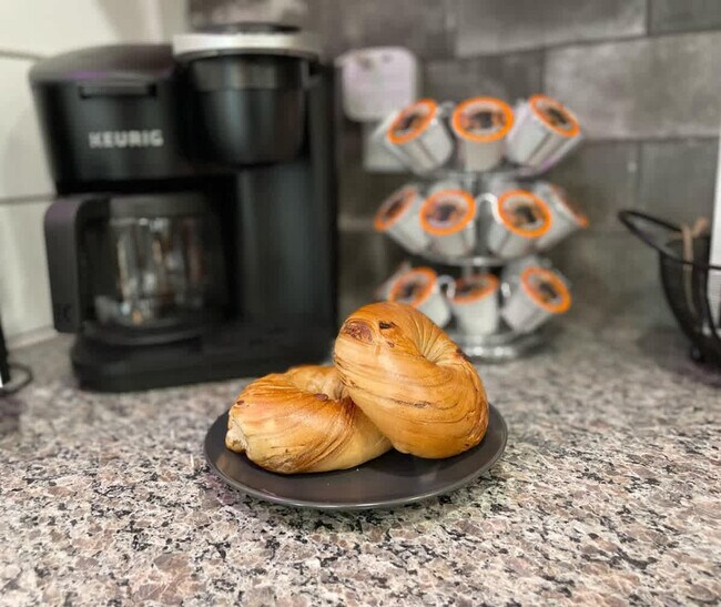 Building Photo - 104 SE 12th St