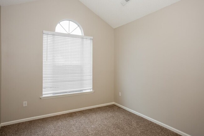 Building Photo - 7437 Reedy Creek Rd