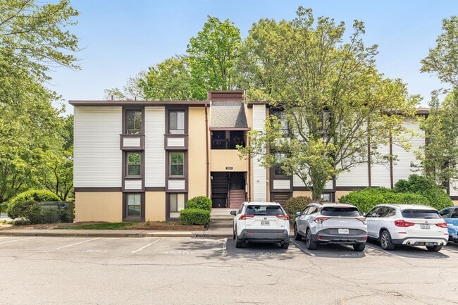 Primary Photo - 11601 Stoneview Square