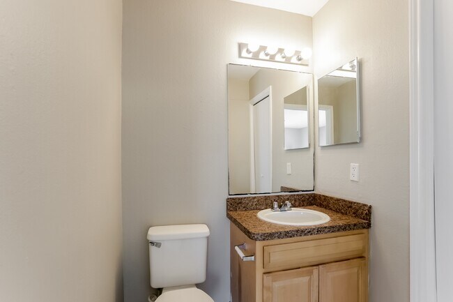 Building Photo - 7744 Ellis Dr